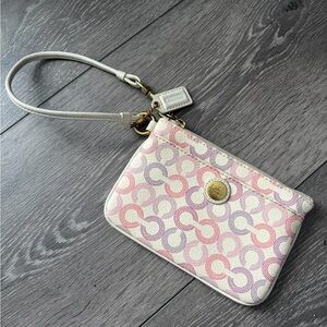 Coach Waverly Wristlet Pink Dot
